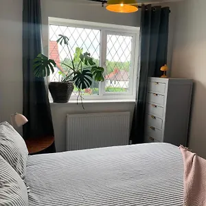Roundhay Avenue Homestay