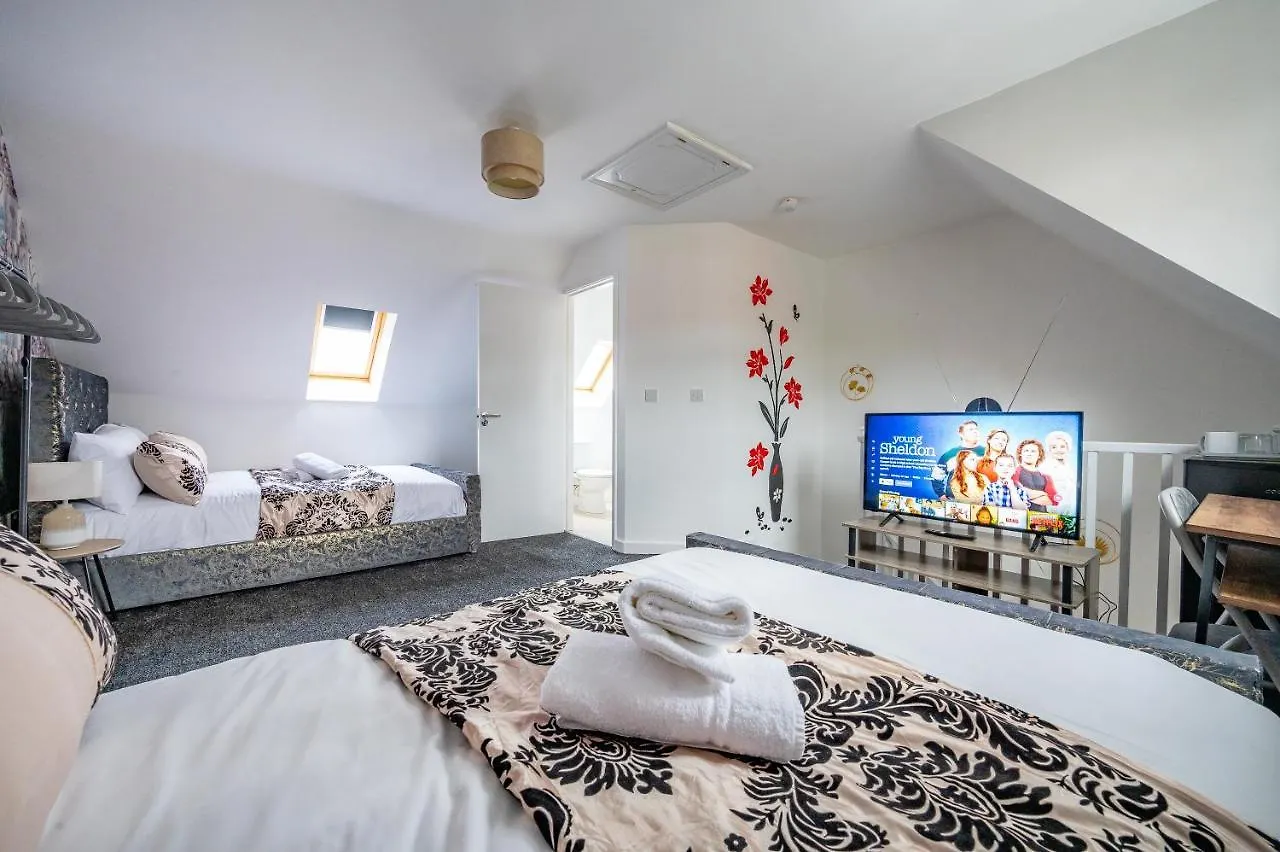 *Ra27R* For Your Most Relaxed & Cosy Stay + Free Parking + Free Fast Wifi * Leeds