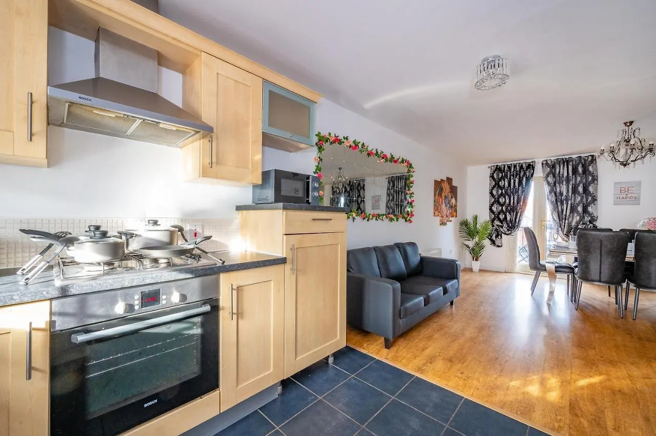 *Ra27R* For Your Most Relaxed & Cosy Stay + Free Parking + Free Fast Wifi * Leeds  United Kingdom