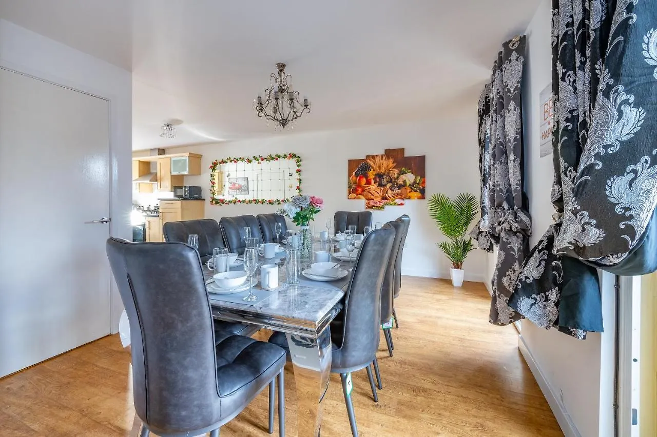 *Ra27R* For Your Most Relaxed & Cosy Stay + Free Parking + Free Fast Wifi * Leeds  0*, Leeds (West Yorkshire) United Kingdom